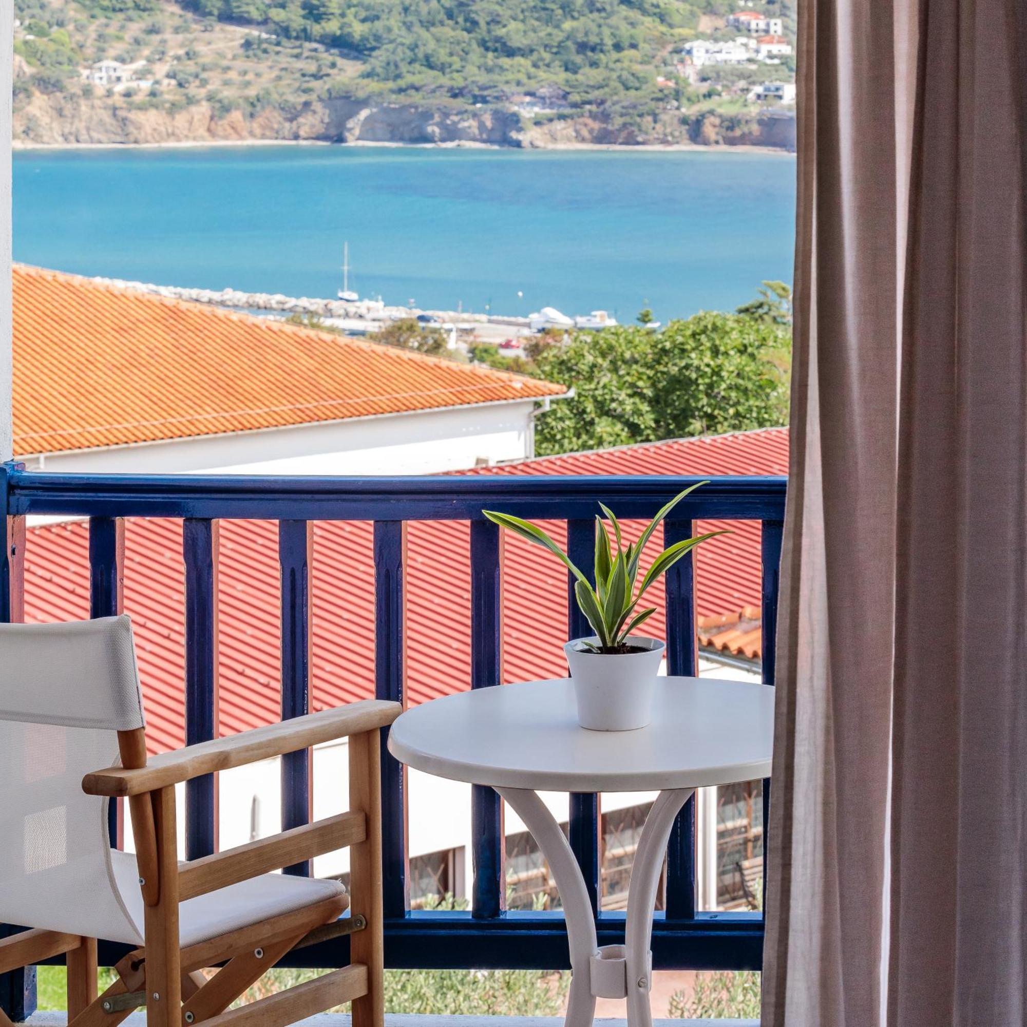 Aperitton Hotel Skópelos Eksteriør bilde